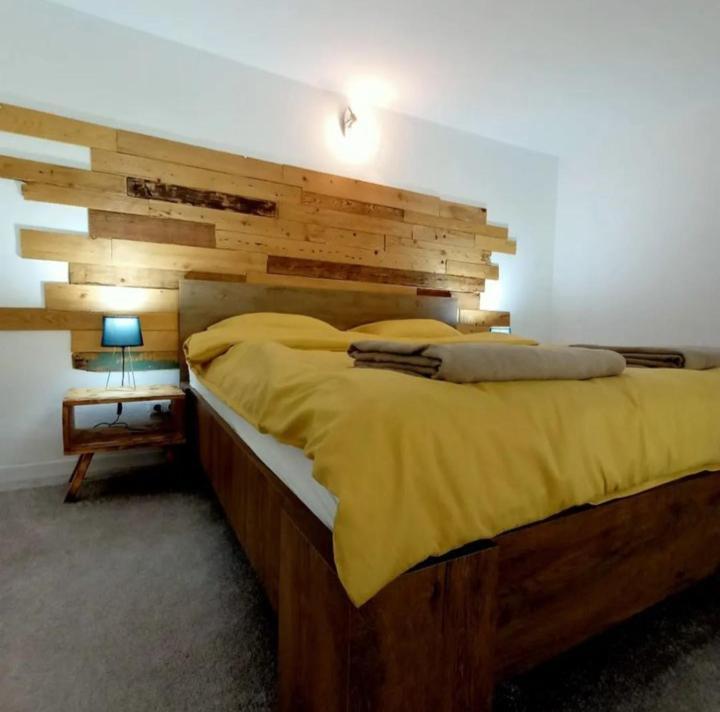 Anur Apartment Bihać Екстериор снимка