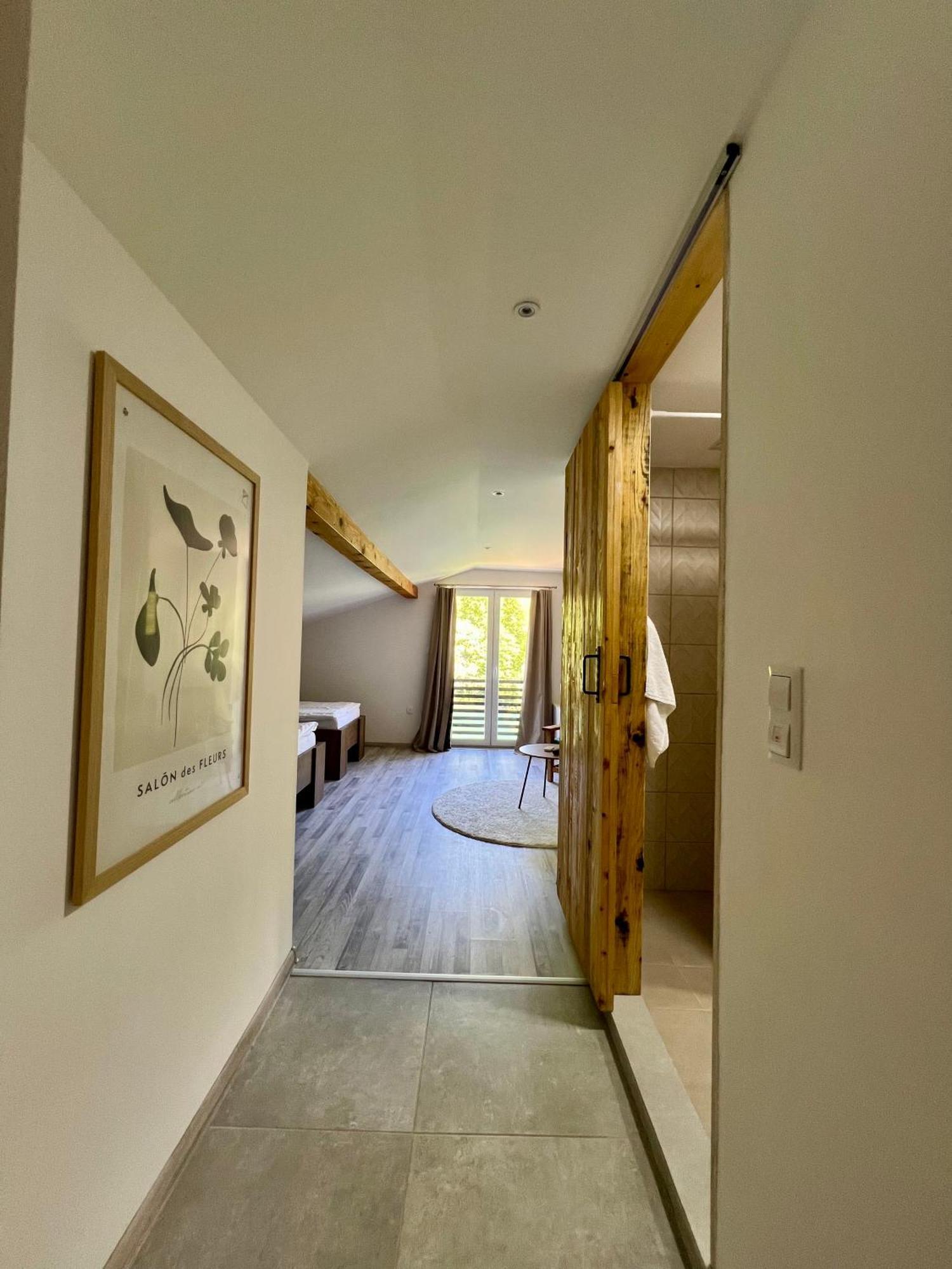 Anur Apartment Bihać Екстериор снимка