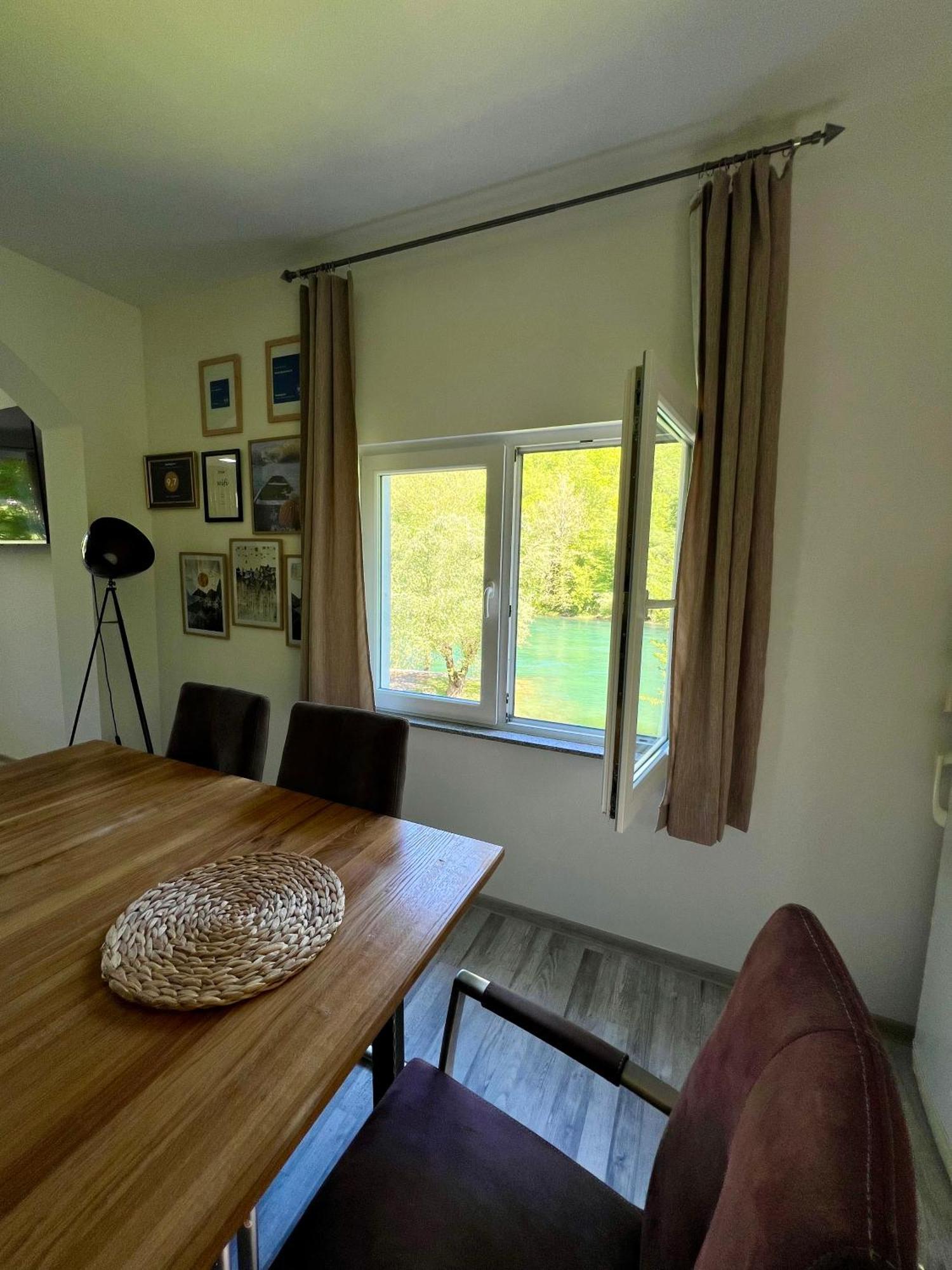 Anur Apartment Bihać Екстериор снимка