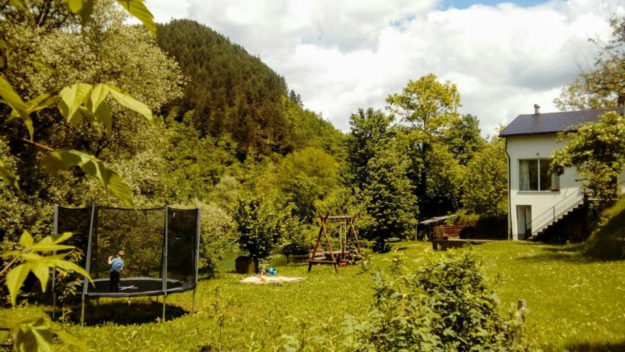 Anur Apartment Bihać Екстериор снимка